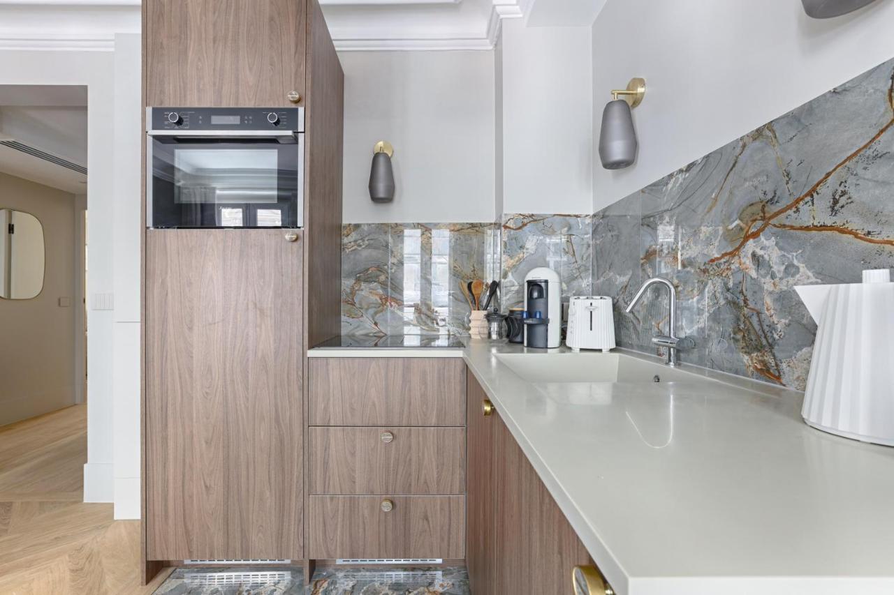 Unique Luxury Parisian Flat 2Br/6P -Champs Elysees Exterior foto